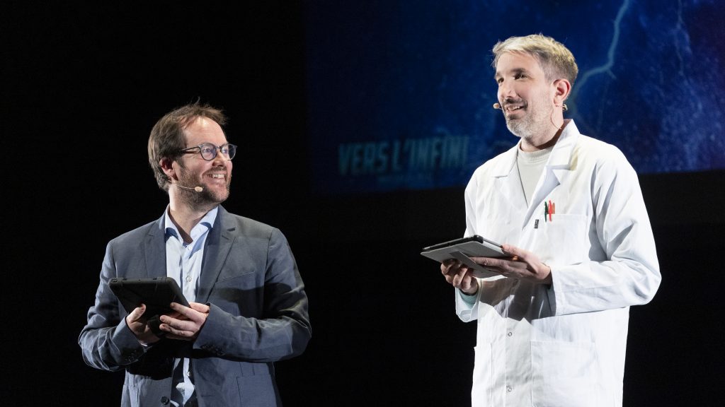 VERS L’INFINI (MAIS PAS AU-DELÀ) Guillaume Meurice et Éric Lagadec