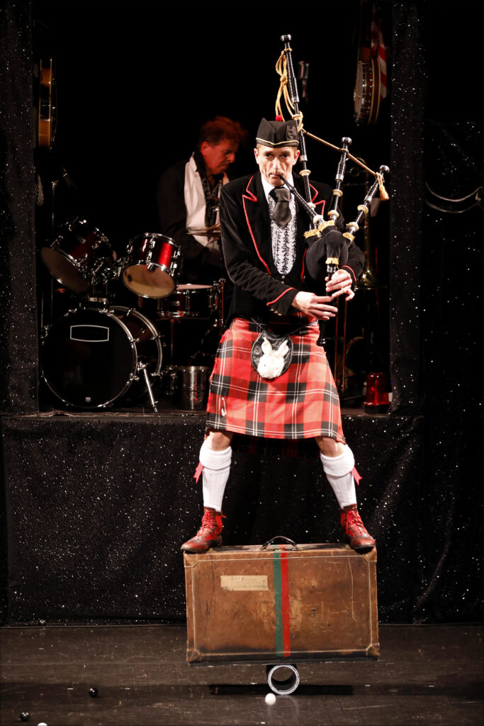 LES MANGEURS DE LAPIN